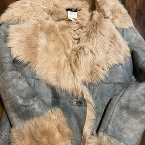 Chic Faux Fur Teddy Jacket in Gray and Tan